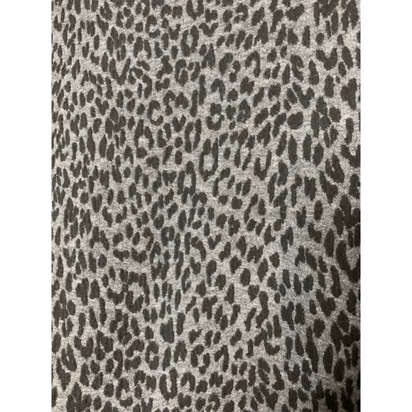 Liz Claiborne Grey Cheetah - Small - Picture 5 of 5
